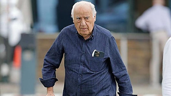 Spanish owner of Zara overtakes Facebook's Zuckerberg on Forbes' list of richest people in world