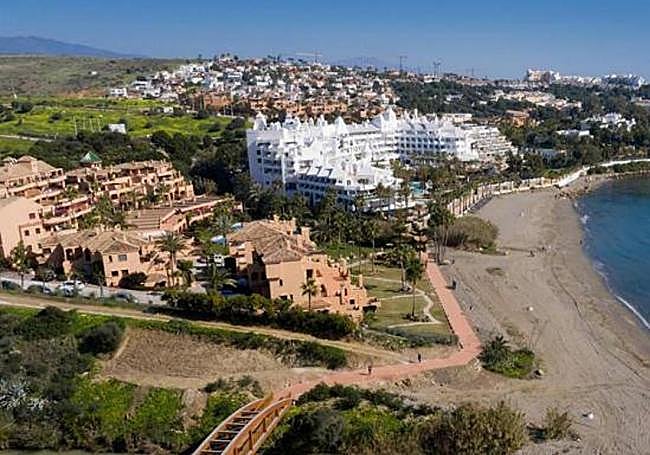 Two complexes are planned for the Arroyo Vaquero and Guadalubón areas.