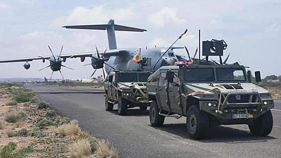Spain evacuates a hundred people from Sudan over the weekend