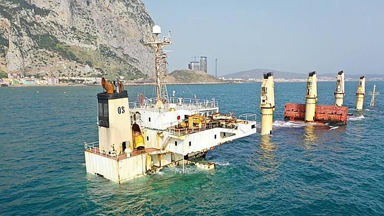 All cargo now removed from stricken OS 35 ship