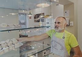 Rafael, the baker who is 'rescuing' traditional cake-making.