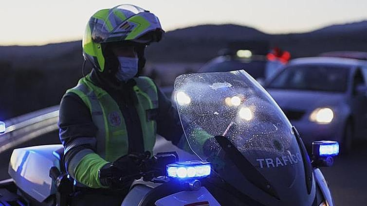Two young women die in head-on crash near Coín
