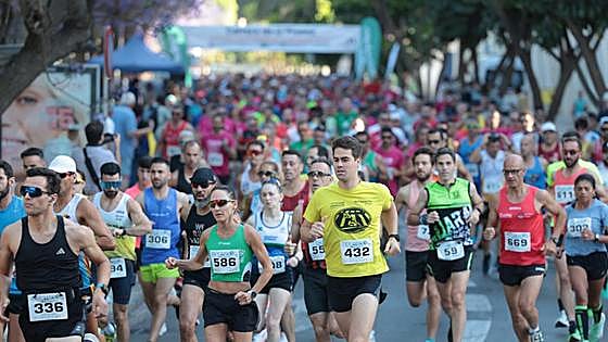 Malaga run: 1,000 take to the streets for earthquake victims and press freedom