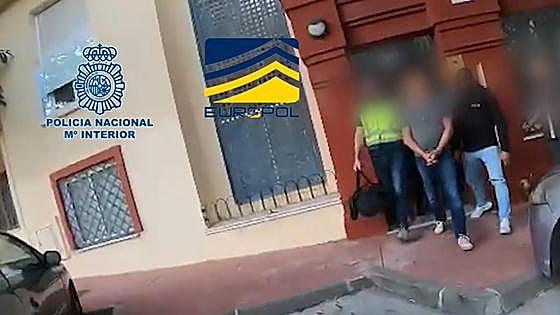Watch as alleged key member of notorious mafia gang is arrested in Benalmádena