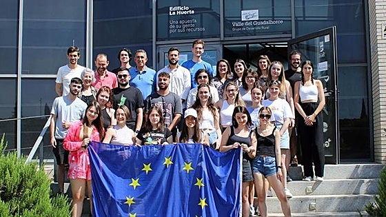 Students from five European countries participate in Sun and More project in Malaga's Guadalhorce valley