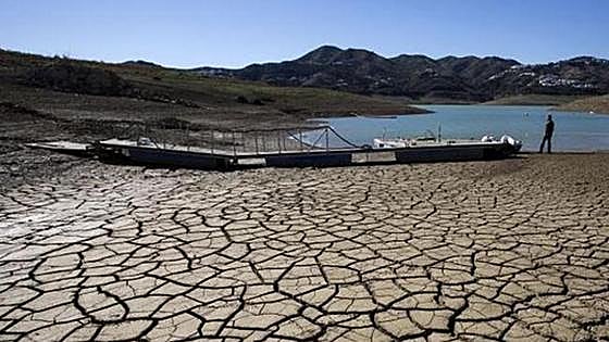 Spanish government allocates 2.2 billion euros to help fight country's drought crisis