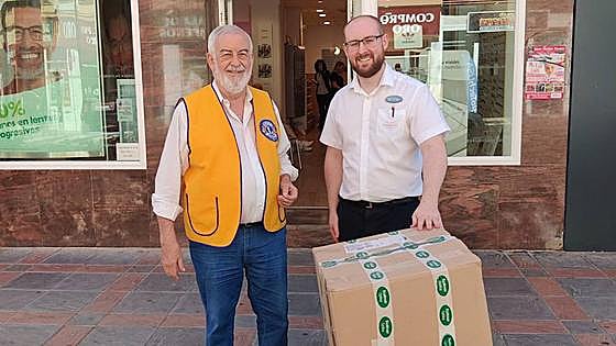 1,700 pairs of specs go to those in need