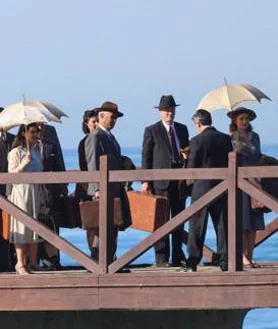 Imagen secundaria 2 - Filming of We Were the Lucky Ones in Marbella.