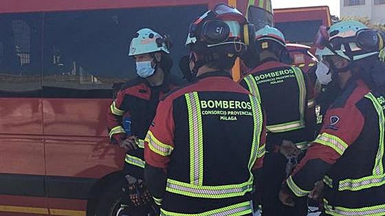 Two treated in hospital after hotel room fire in Benalmádena
