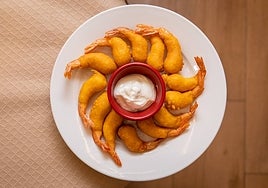 Battered prawns prepared at Los Marfiles.
