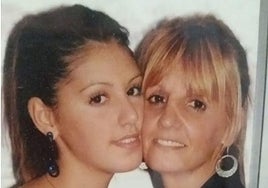 Sibora Gagani, with her mother.