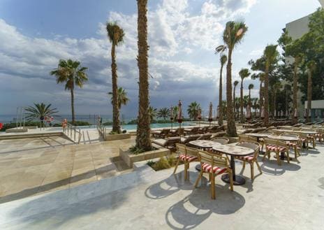 Imagen secundaria 1 - Fuerte Marbella reopens its doors as a five-star hotel