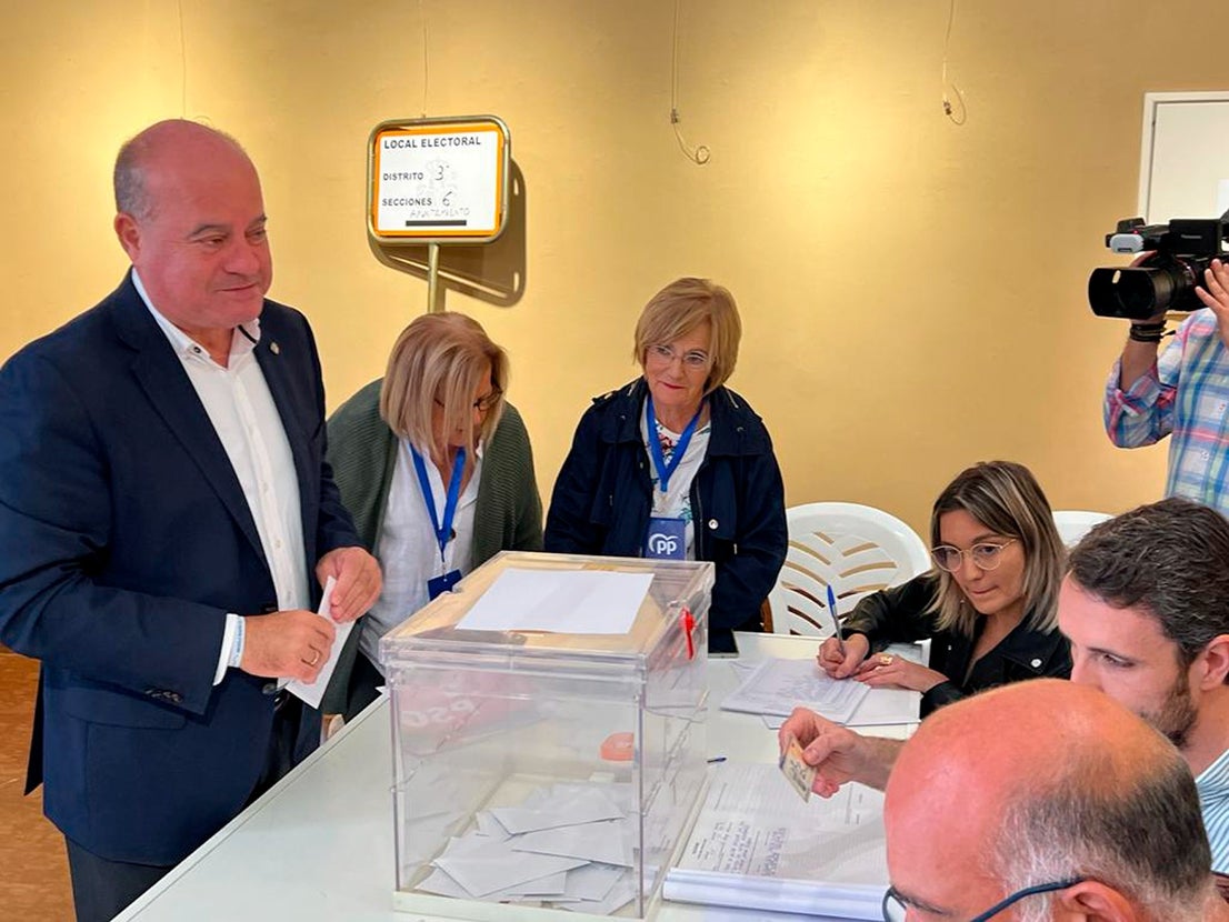 Candidates among voters on the Costa del Sol