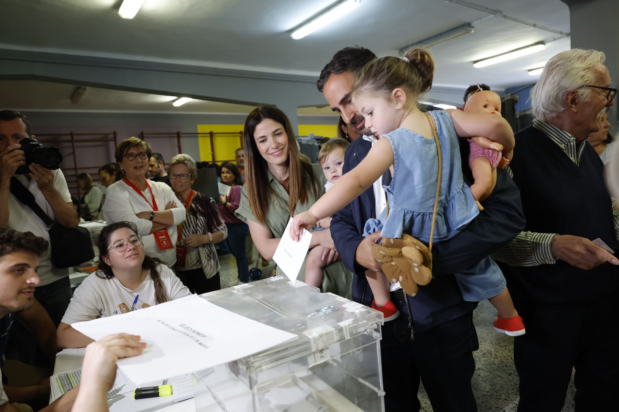 Candidates among voters on the Costa del Sol