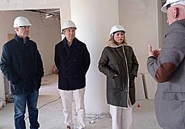Representatives from the Junta de Andalucia visited the new health centre in January 2023