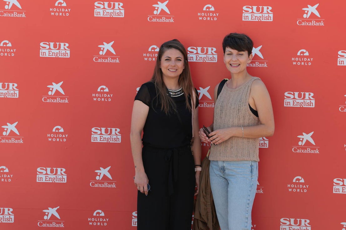 SUR in English celebrates international business