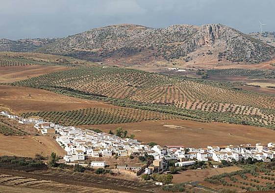 Due to its location, between the sierras, the town is an ideal spot for astronomical observation.