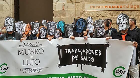 Malaga Picasso Museum staff strike following deadlock in pay negotiations
