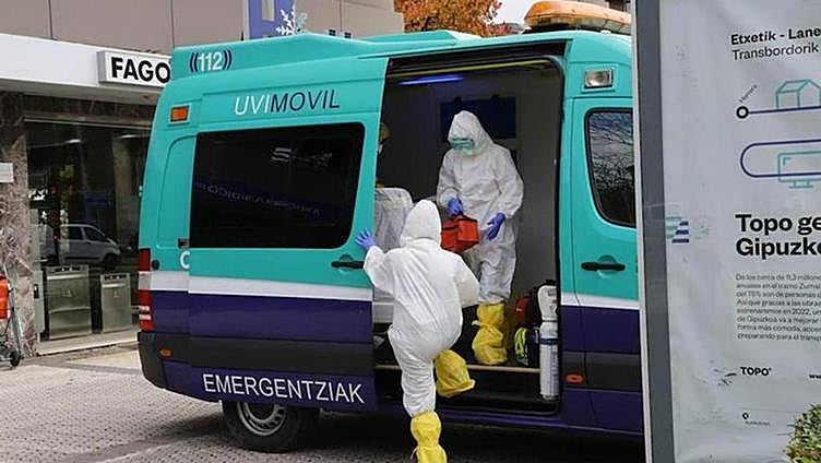 Fears slightly eased after suspected Ebola case transferred to specialist hospital in Spain