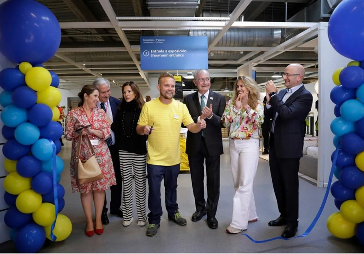 Ikea staff and dignitaries during the reopening ceremony at the Malaga store.