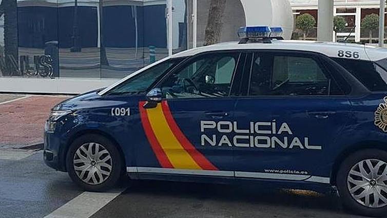 19-year-old arrested after manager of food store in Marbella stabbed