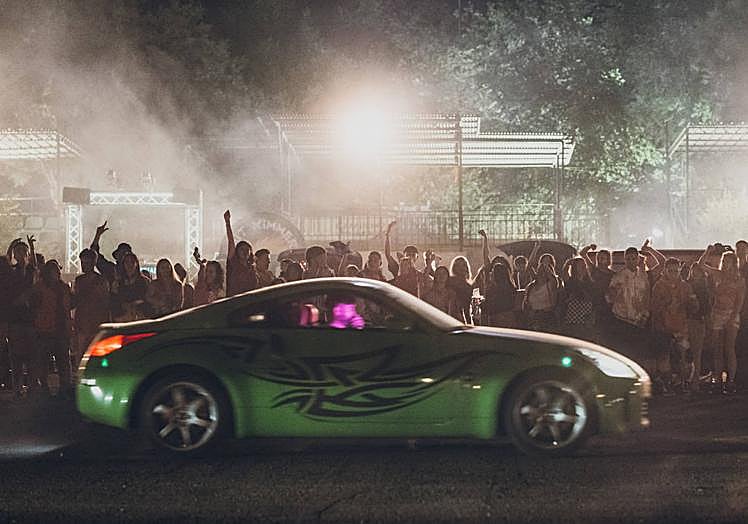 Imagen principal - In pictures: spectacular Costa del Sol car races and chases feature in new Amazon Prime film