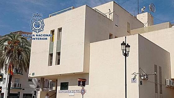 National Police arrest 23-year-old man for knife attack on transsexual woman in Fuengirola