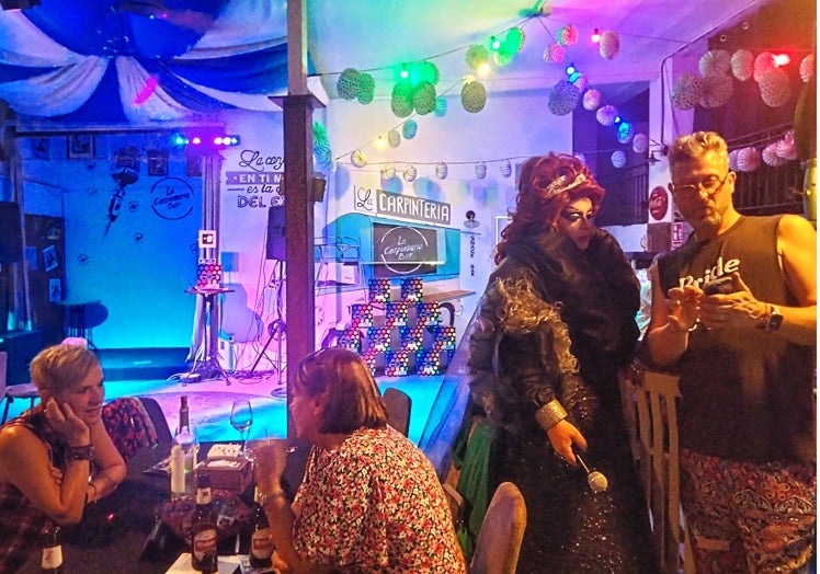 At the Drag bingo.