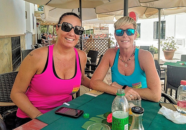 Imagen principal - Inéz Leniere Lopez and Kate Dakers; Cómpeta at Pride, Ellie, a baker.