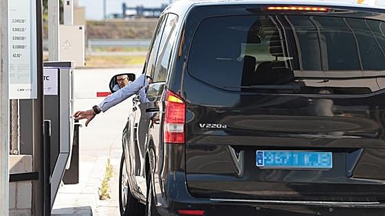 Transport providers call Malaga Airport strikes from July over pick-up rate