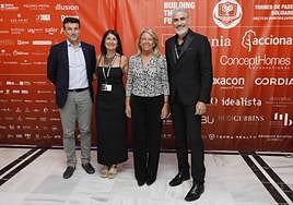 Event organisers with the mayor of Marbella, Ángeles Muñoz.