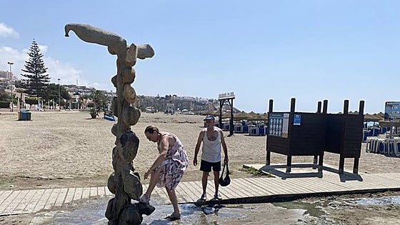 Some Costa del Sol beach showers turned off for second summer running in effort to save water