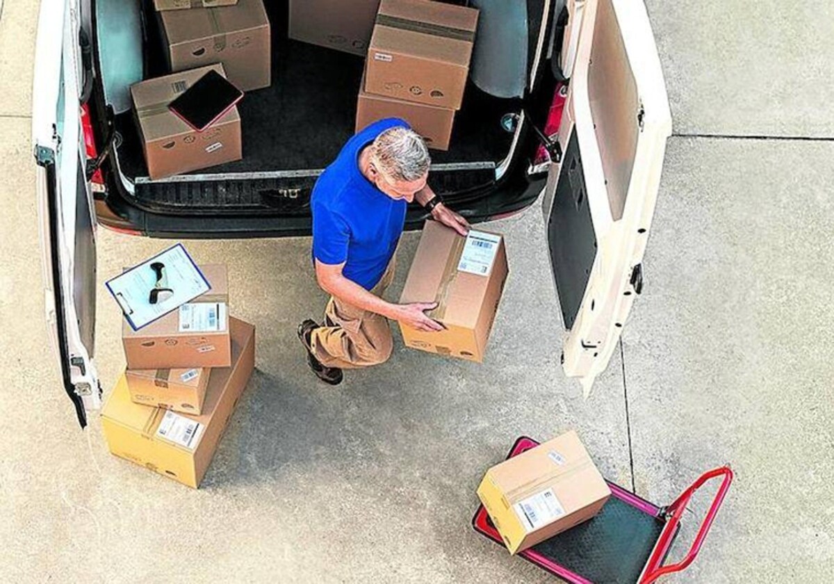 Courier company handed a 140,000-euro fine in Spain for leaving parcels with neighbours