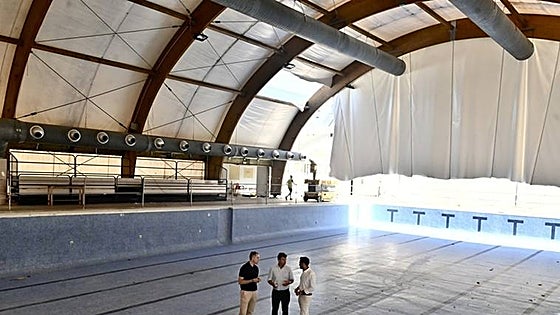 Major refurbishment and enlargement of Marbella swimming pool gets under way