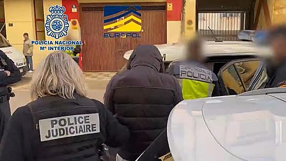 Malaga call centre used for the sexual exploitation of migrant women in France is raided