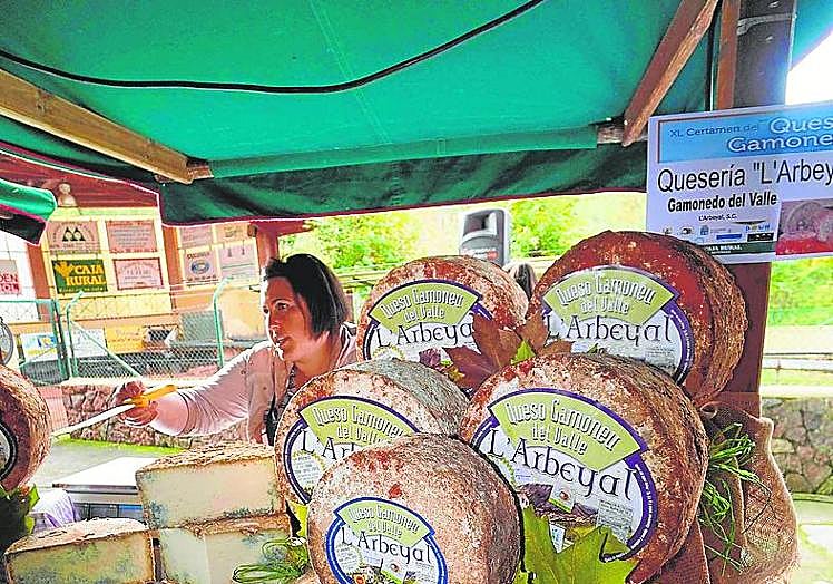 Gamonéu cheeses.