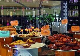 Bar-top displays to whet the appetite.