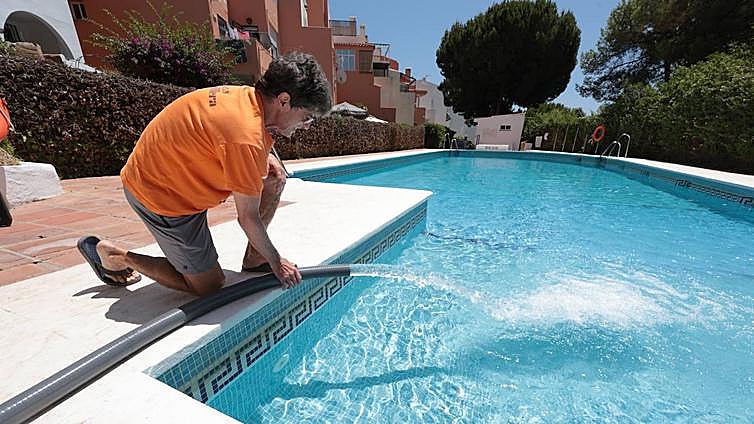 Drought crisis: waiting lists for water tankers on the Costa del Sol