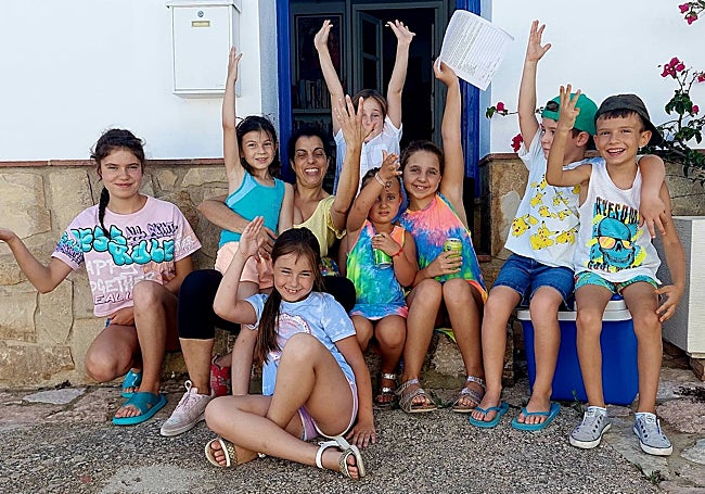 Local children took part in the recording of the video in Gaucin.