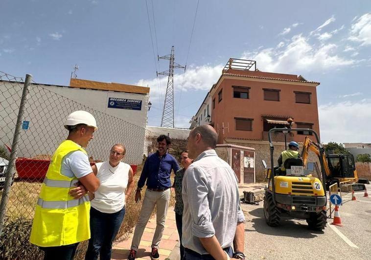 Work starts on burying overhead high-voltage cables in Fuengirola