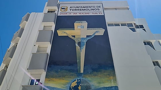Torremolinos invests 41,000 euros in restoration of iconic mural of Christ