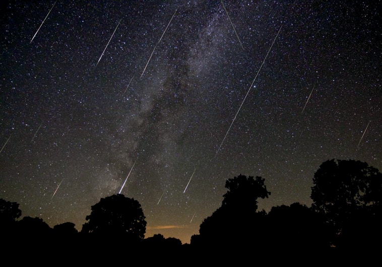Archive image of the Perseids.