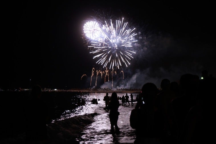 In pictures, spectacular drone show and firework display open Malaga's big summer fair