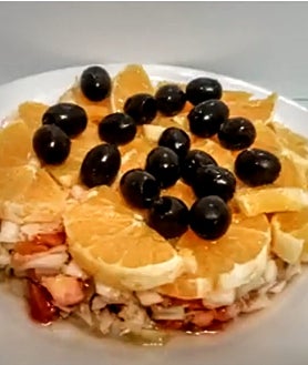 Imagen secundaria 2 - Monuments and Cómpeta and 'arriera' cod salad.