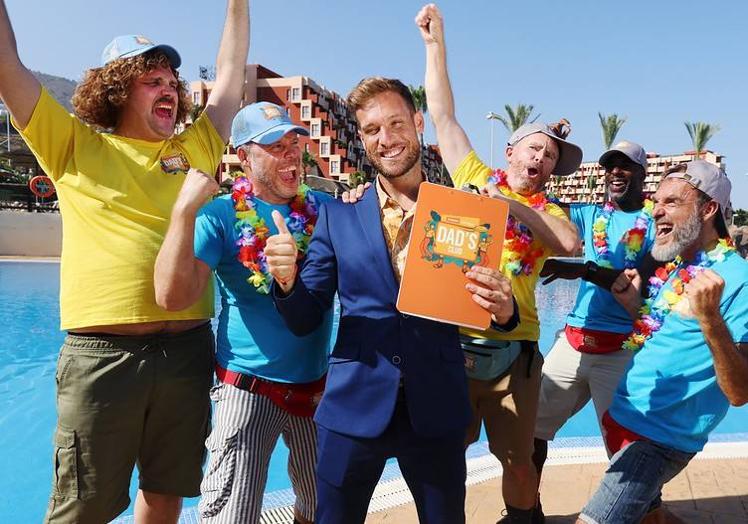Imagen principal - Major British holiday company launches first Dad&#039;s Club in the world at a Costa del Sol resort