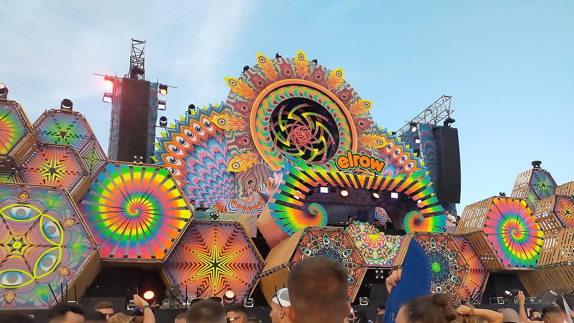 Picture special: 'Psychrowdelic' party puts Costa del Sol on the dance music map - Vimarsana News