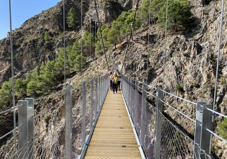 Visitor centre planned for Axarquía’s El Saltillo suspension bridge