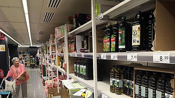 Sales of olive oil in shops in Spain drop as the price continues to soar
