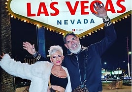 Restaurant doorman José Rafael Pisani, with his wife, just months before his death.