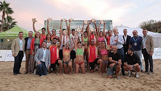 Nerja's Ángela Lobato defends Spanish crown at Beach Volleyball Championship